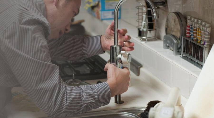 Professional sink repair in Cloverdale, IN