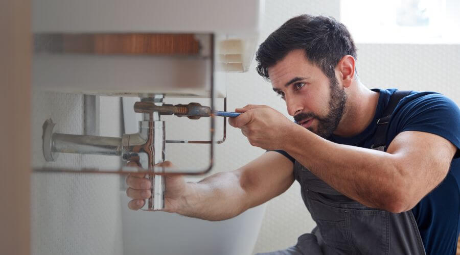 Faucet repair for sink in Cloverdale, IN